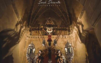 El paso de la Cruz al detalle, por José Duarte