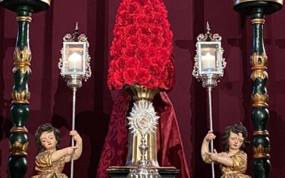 El Lignum Crucis continúa en el Altar Mayor de San Juan