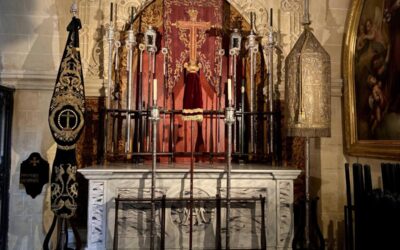 El Altar de Insignias