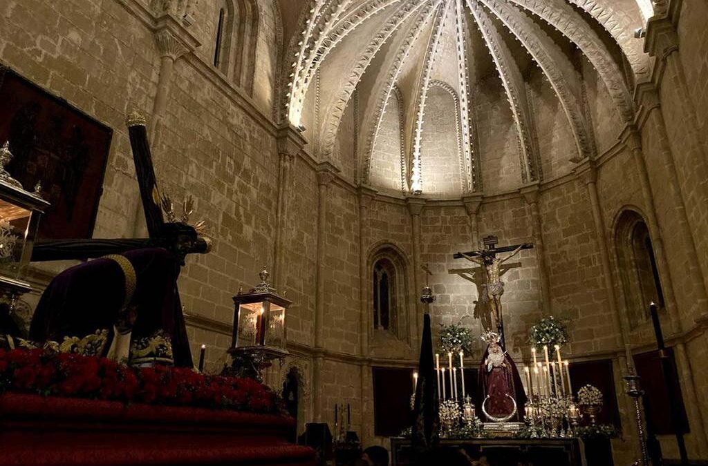 El Cristo de la Esperanza, la Virgen de las Lágrimas y el Señor de las Tres Caídas