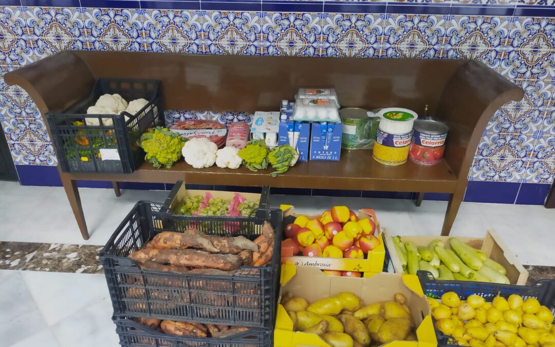 Nueva entrega de alimentos al Convento de las Reparadoras