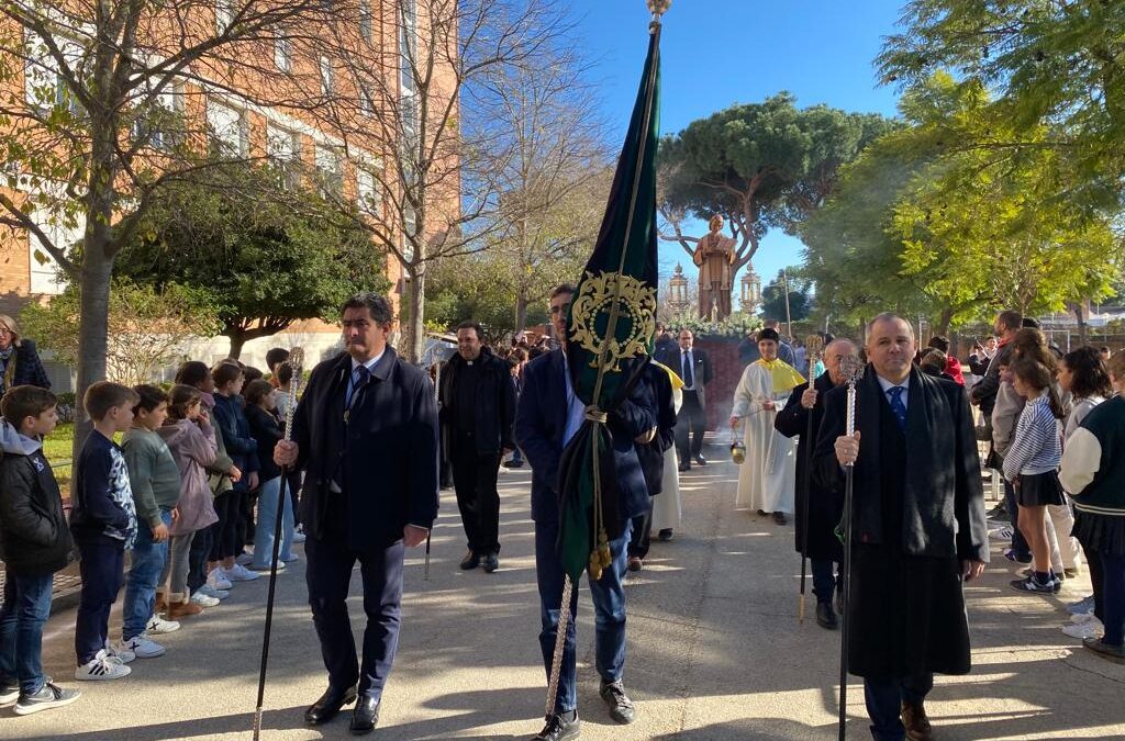 Hoy jueves ha tenido lugar la Procesión del Beato Chaminade por el Colegio de El Pilar