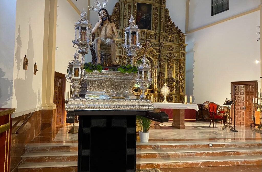 Nuestra Hermandad colabora con la Humidad y Paciencia en el Vía Crucis de la UHH