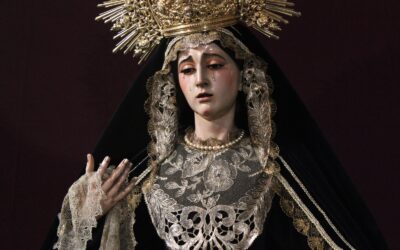 Nuestra Señora de las Lágrimas vestida para los Cultos de la Hermandad