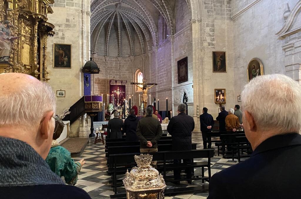 Con la Santa Misa, ha dado inicio el Besapies del Santísimo Cristo de la Esperanza