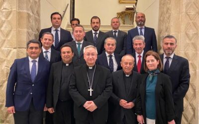El Obispo recibe a nuestra Hermandad de la Santa Vera Cruz