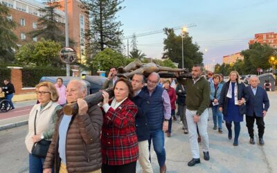 La Hermandad participó ayer en el Vía Crucis de la Parroquia del Pilar