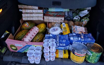 Nueva entrega de alimentos de la Bolsa de Caridad de la Hermandad