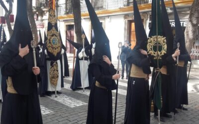Nuestra Hermandad acompañó a la Procesión del Santo Entierro
