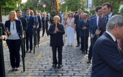 Acompaña hoy domingo a la Hermandad en la procesión del Corpus