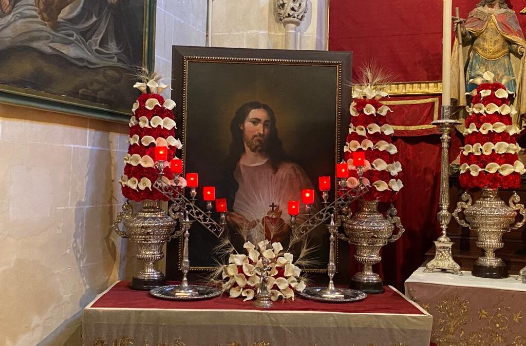 Ayer viernes 16 de junio la Hermandad celebró la festividad del Sagrado Corazón