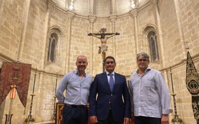Preparando el Jueves Santo con los capataces de la Hermandad