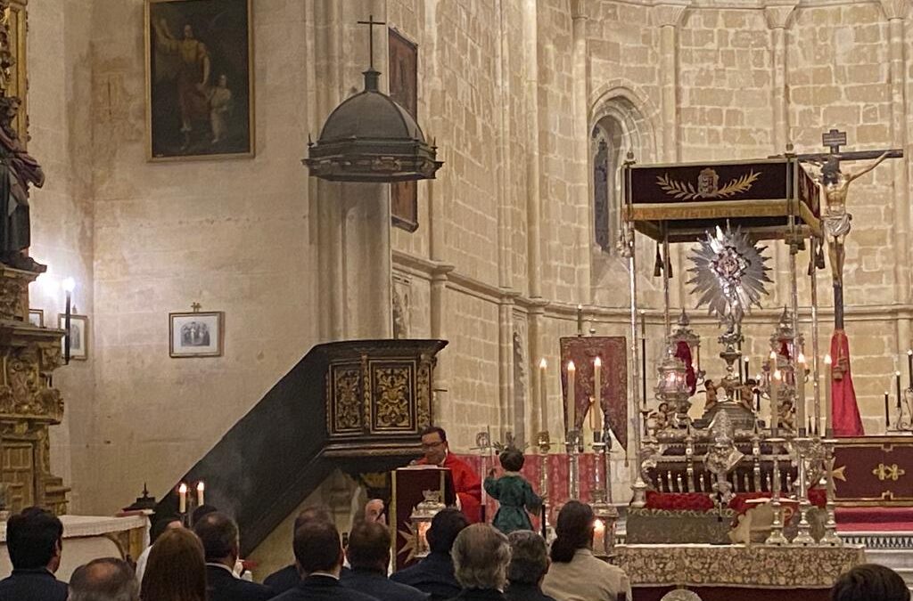 Este jueves día 14 hemos celebrado la festividad de la Exaltación de la Santa Cruz