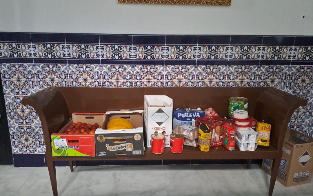 Nueva entrega de alimentos de la Bolsa de Caridad a las Reparadoras