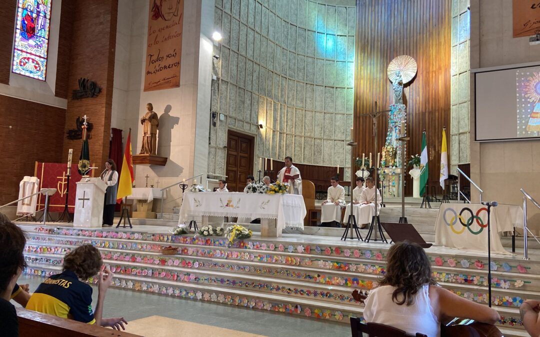 La Hermandad ha asistido a la Misa del día del Pilar