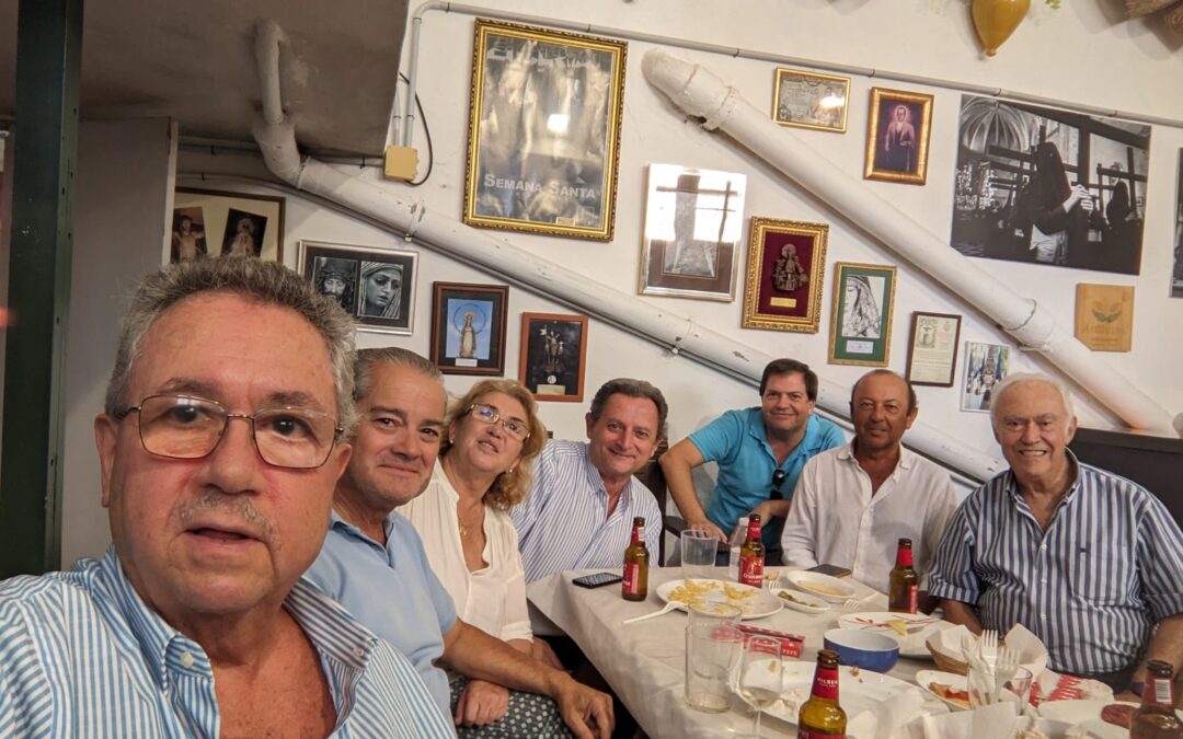 Convivencia de los hermanos que atienden la mesa de San Juan los lunes