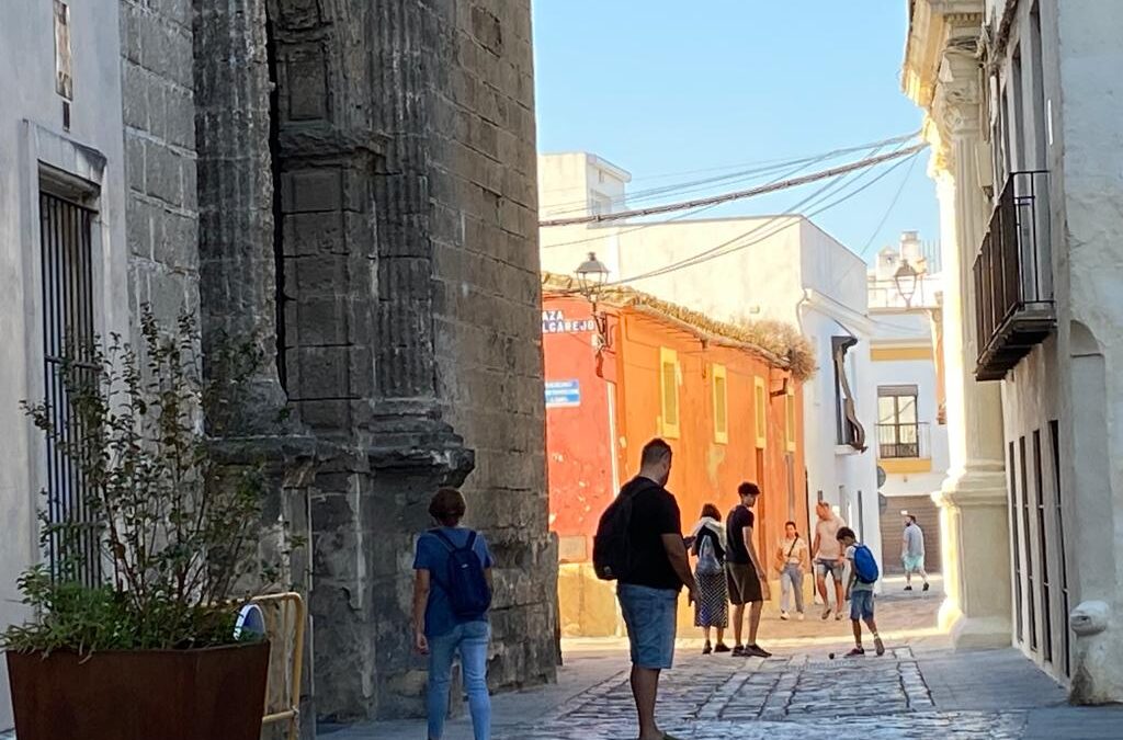 Hoy lunes 16 de octubre visita a San Juan de los Caballeros