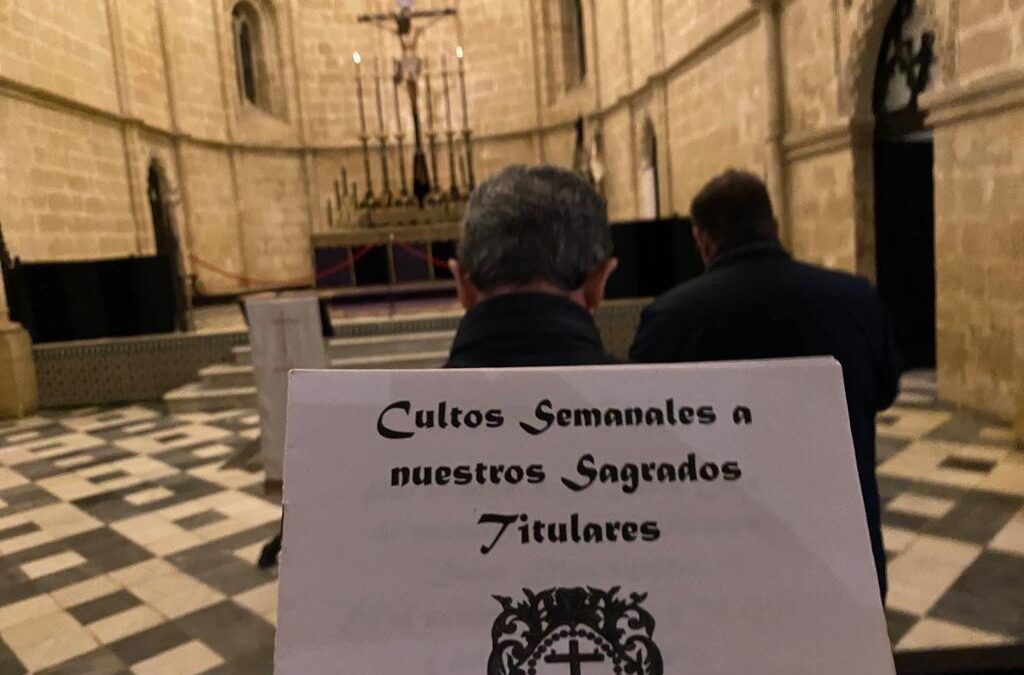 Este jueves día 9 hemos celebrado los Cultos semanales de la Hermandad