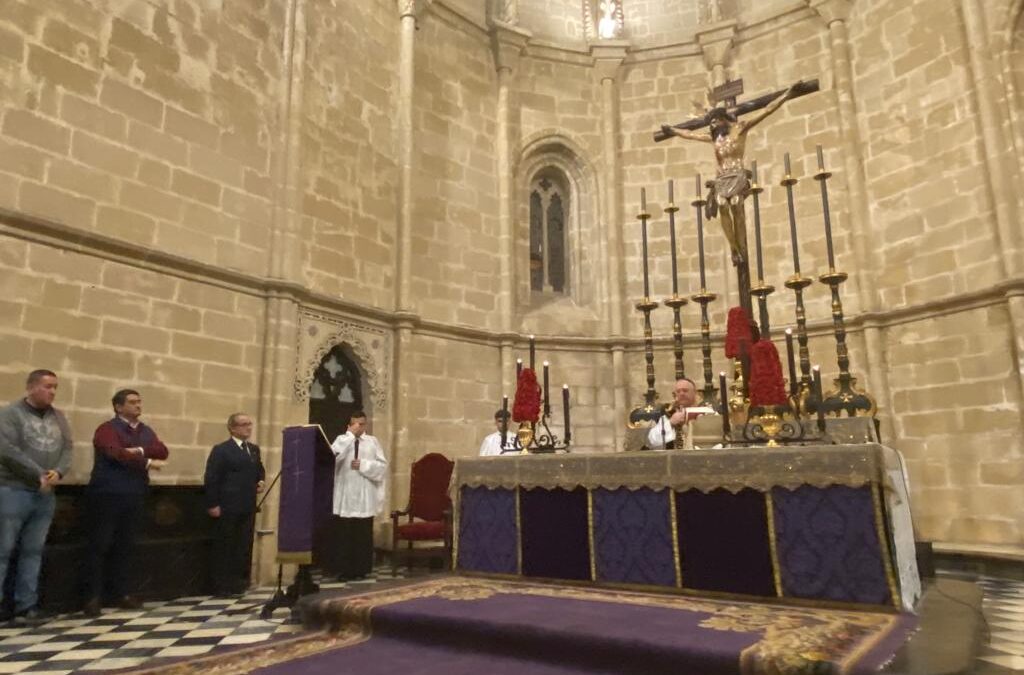 Este lunes día 20 hemos celebrado la Misa de Difuntos de la Orden del Santo Sepulcro