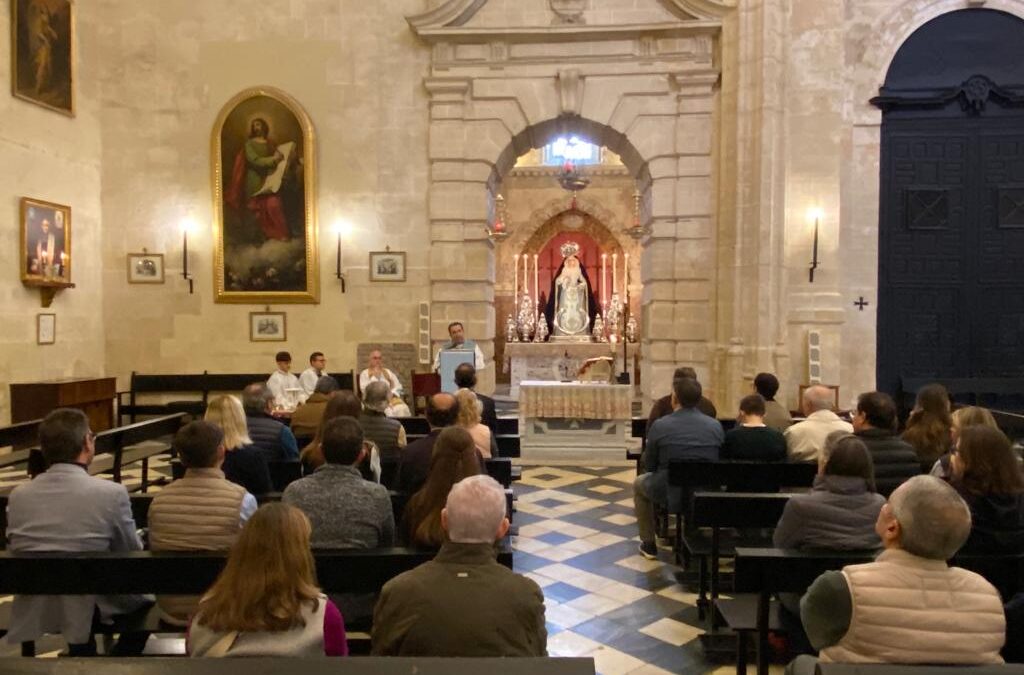 Hoy domingo día 8 Misa de la Inmaculada a las 12.30 en San Juan de los Caballeros