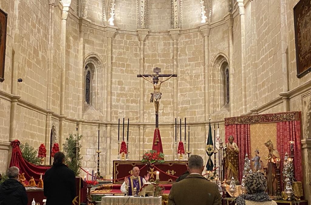 Este lunes 18 de diciembre hemos celebrado la mensual Misa del Santo Sepulcro en San Juan