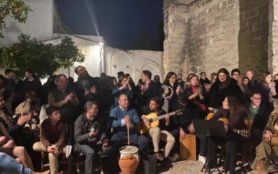 Gran éxito de nuestra Zambomba celebrada ayer en el Pasaje de la Santa Cruz