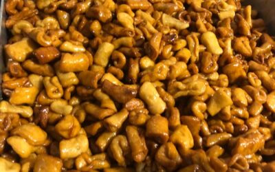 Este domingo hemos hecho pestiños para la Bolsa de Caridad