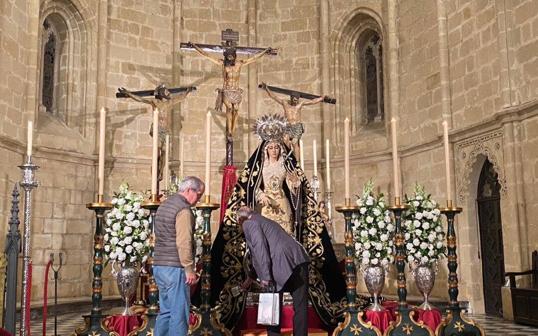 Cierre del Besamanos a Nuestra Señora de las Lágrimas