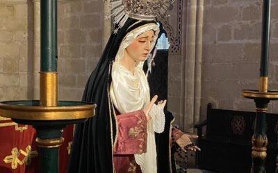 Nuestra Señora de las Lágrimas en el Altar Mayor de San Juan