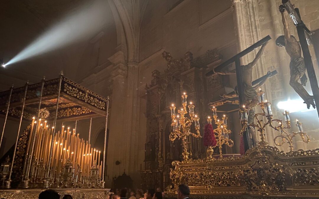 Mudá de los pasos de la Hermandad