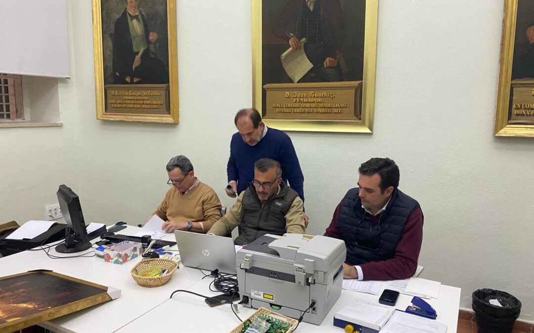 Gran primer día del reparto de Papeletas de Sitio en el Pilar