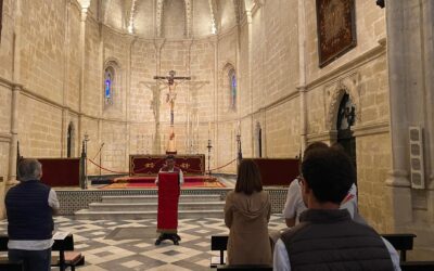 Este jueves día 25 hemos celebrado los Cultos semanales de la Hermandad