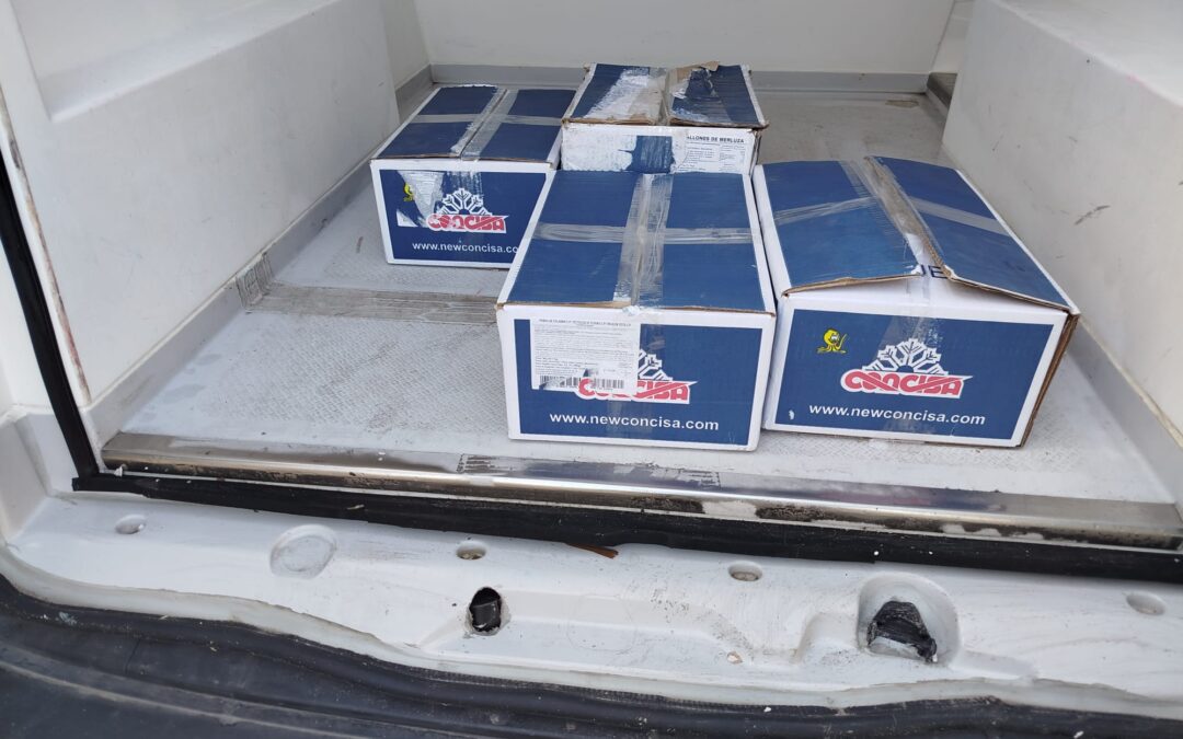 Nuevo reparto de alimentos de la Bolsa de Caridad de la Hermandad