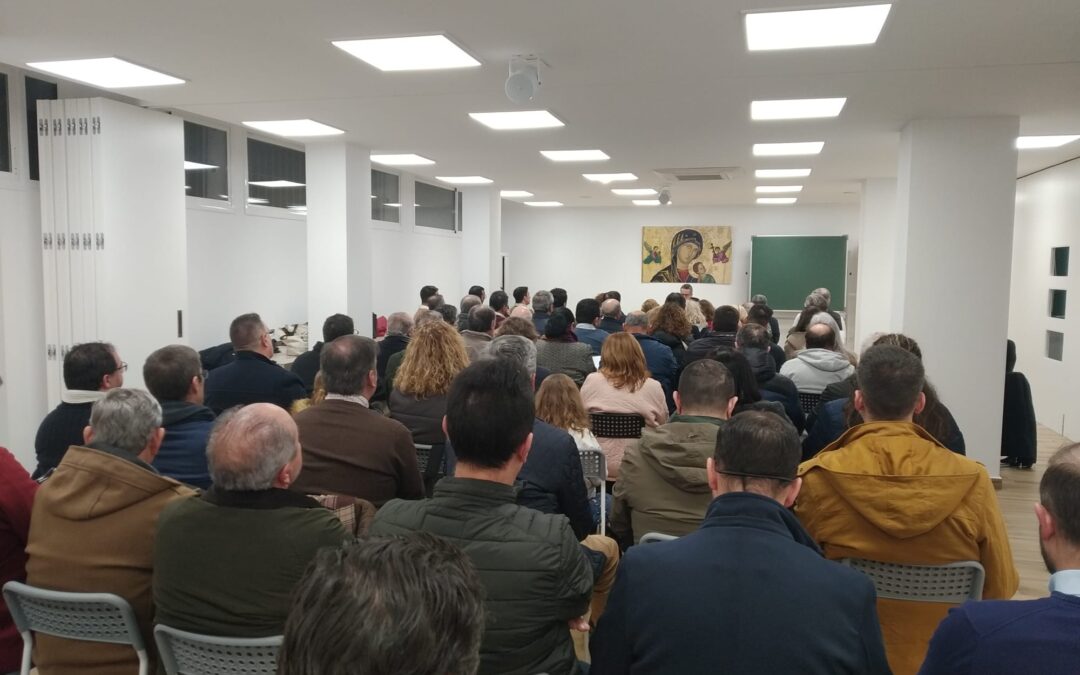 Nuestra Hermandad asiste al Curso de Formación Cofrade