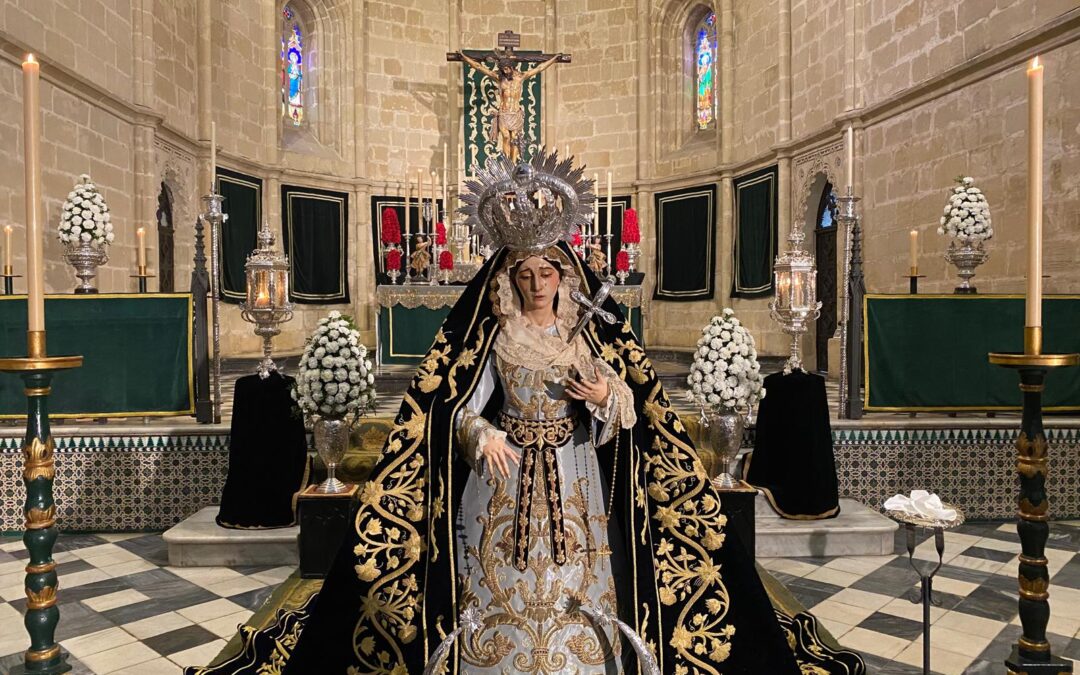 Nuestra Señora de las Lágrimas en su Besamanos