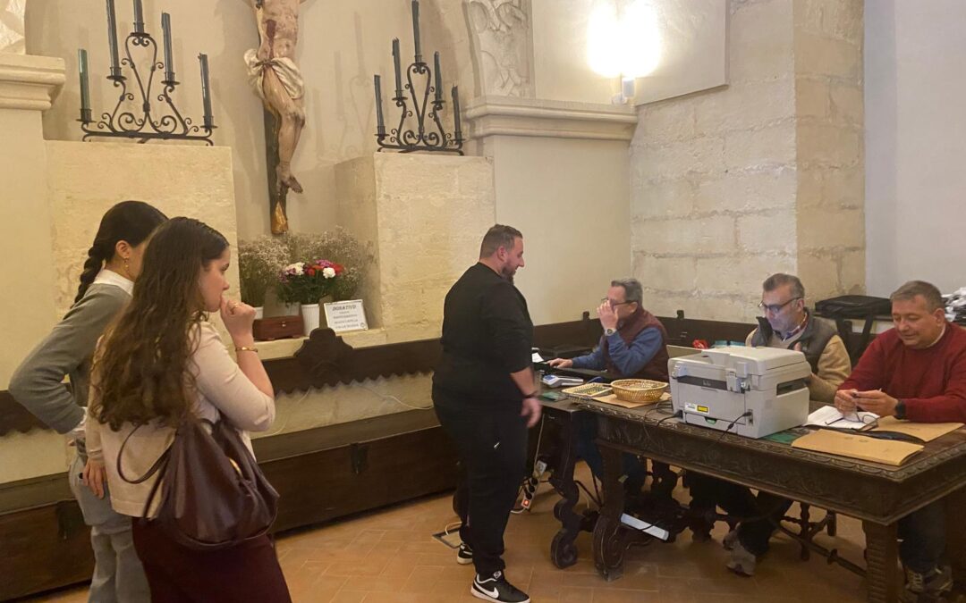 Hoy martes día 8 a partir de las seis de la tarde será el penúltimo día del reparto de Papeletas de Sitio en San Juan