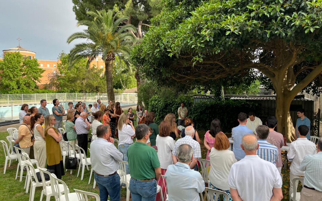 La Hermandad asiste este jueves a la Misa de cierre de curso de la Comunidad de Fe del Pilar