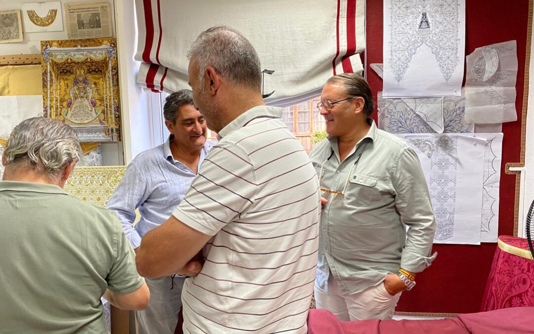 Mañana domingo día 14 se bendice el nuevo manto de vistas de la Virgen de las Lágrimas