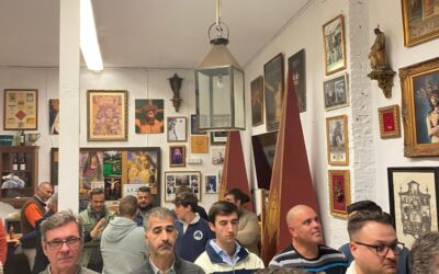 Mas de un centenar de costaleros en la Igualá del Paso del Santísimo Cristo de la Esperanza