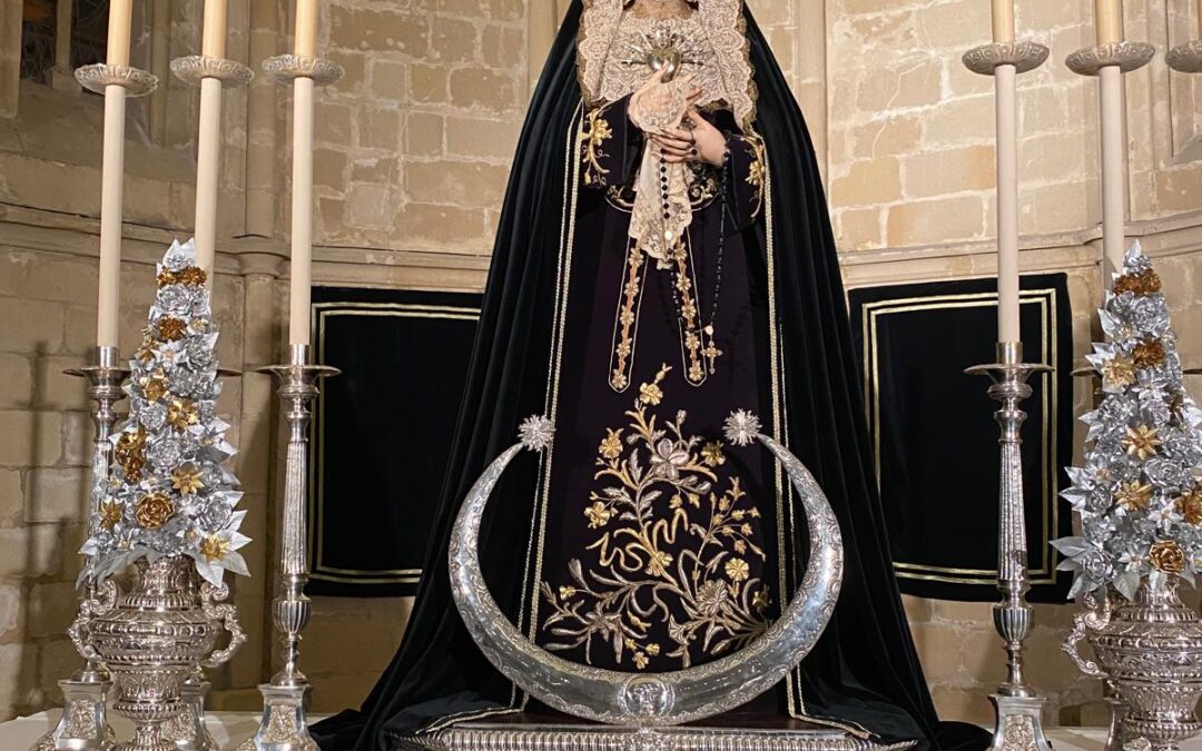 Nuestra Señora de las Lágrimas en el Altar Mayor de San Juan de los Caballeros