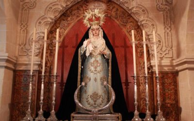 La Virgen de las Lágrimas vestida para la Inmaculada