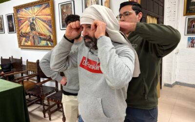 Hoy jueves día 5 a partir de las 19.30 vente a aprender a hacer un Costal