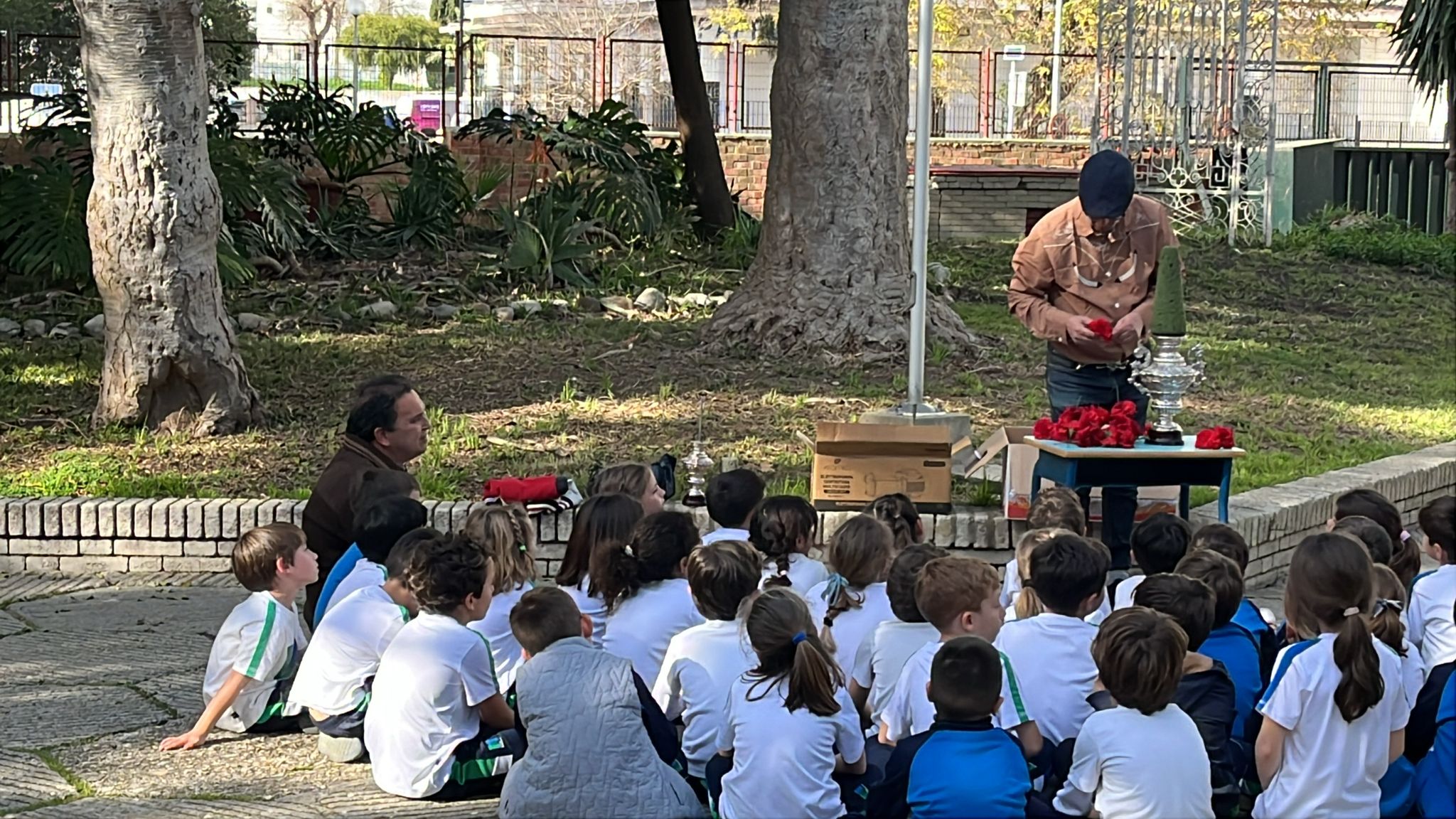 Foto talleres Colegio el Pilar 24-02-26-1