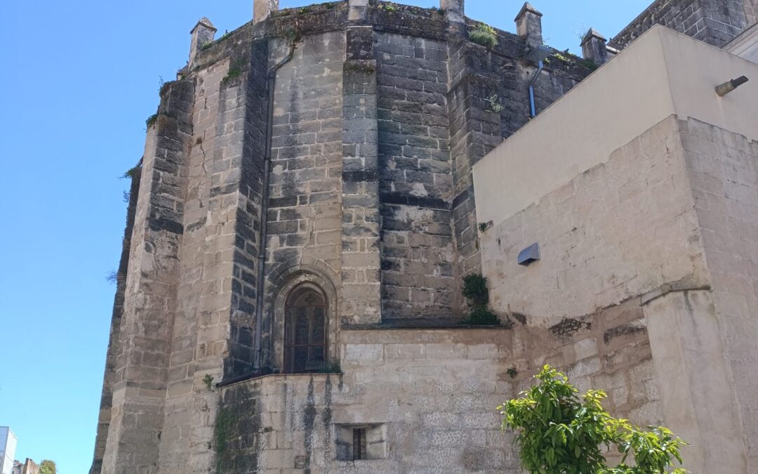 El Jueves Santo, a las 10:00, descubrimiento de la placa del Pasaje de la Santa Cruz.