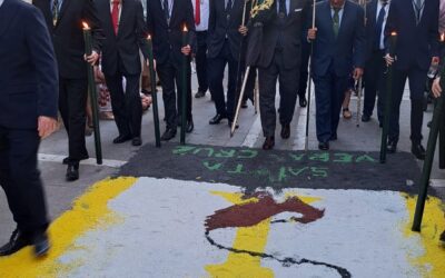 Asistencia corporativa de la Hermandad a la procesión del Corpus Christi.